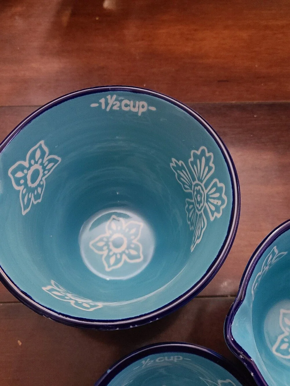 The Pioneer Woman Ceramic Nesting Floral Measuring Cups 4pc Pour Spout Set